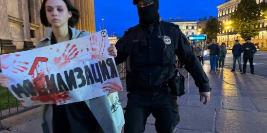 Rough arrests and call-up papers: anti-mobilisation rallies on 21 September