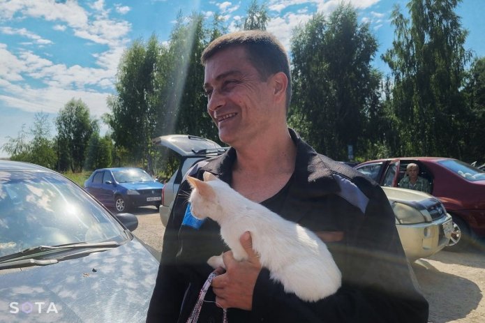 Вячеслав Егоров в день освобождения из колонии. 8 августа 2022 года / Фото: SOTA