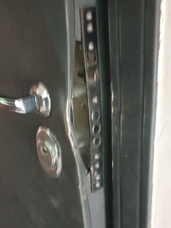 The door to the Galimovs' apartment broken down during the search / Photo courtesy of Aleksey Galimov