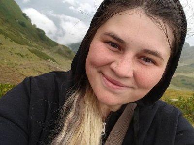 Чат, чат, кладбище, овраг: жительница села работала на кладбище из-за чата в Вайбере