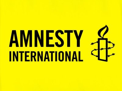 Amnesty International требует от российских властей освобождения панк-певиц, задержанных после выступления в церкви